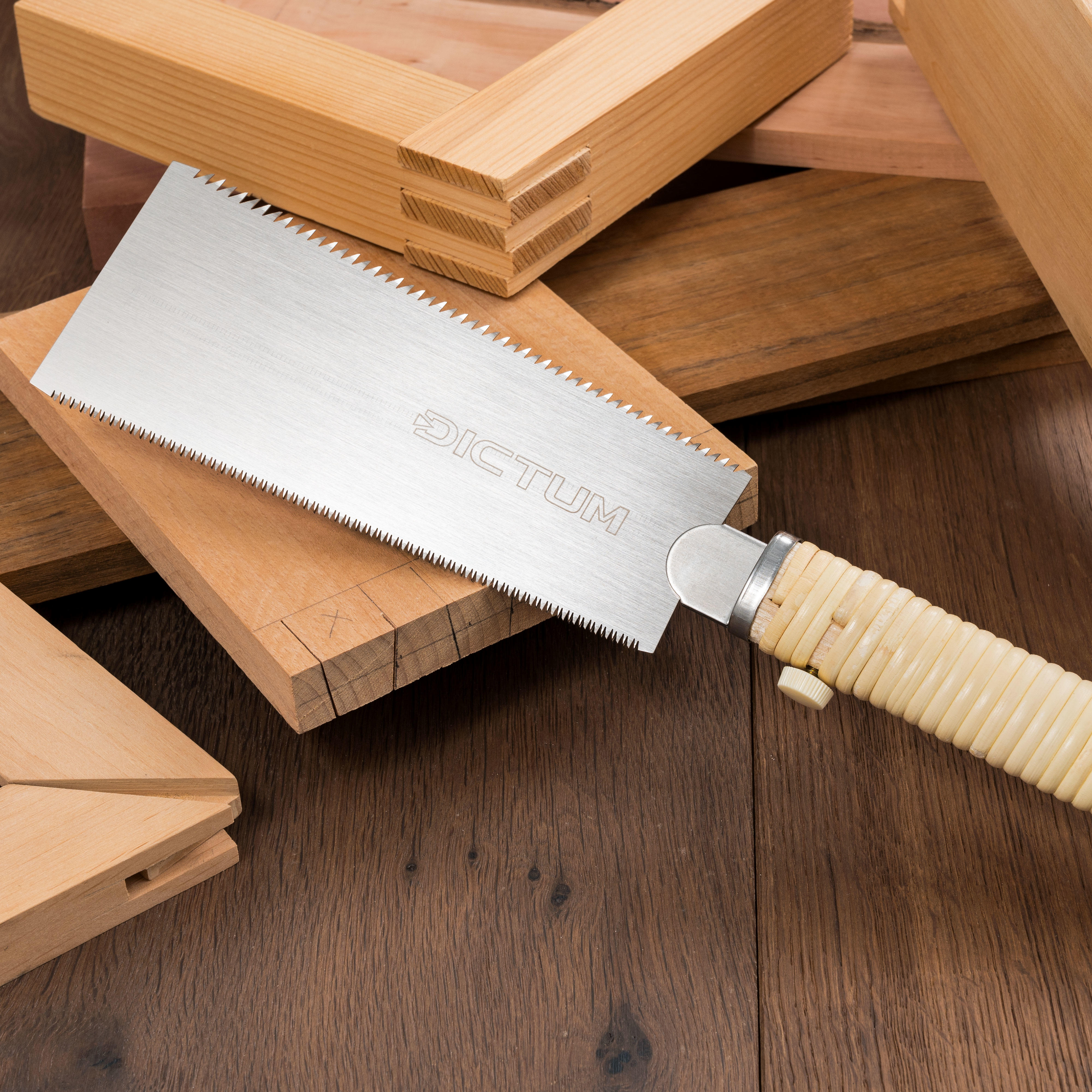 Ryoba DICTUM® Compact 180, impugnatura Traditional Grip