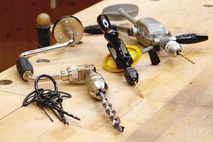 How to Use a Hand Drill for Woodworking: Essential Tips & Tricks