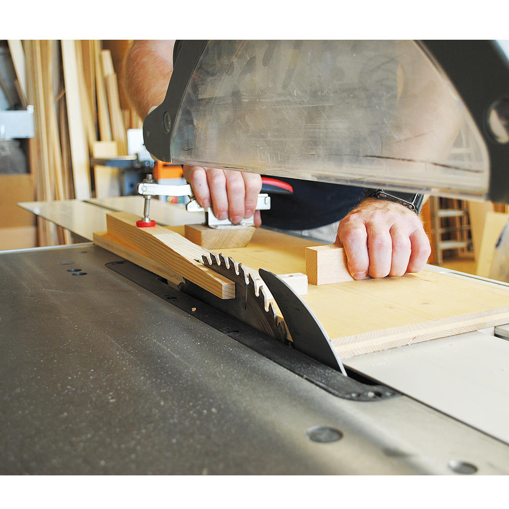 Using Table-Mounted Circular Saws in Practice
