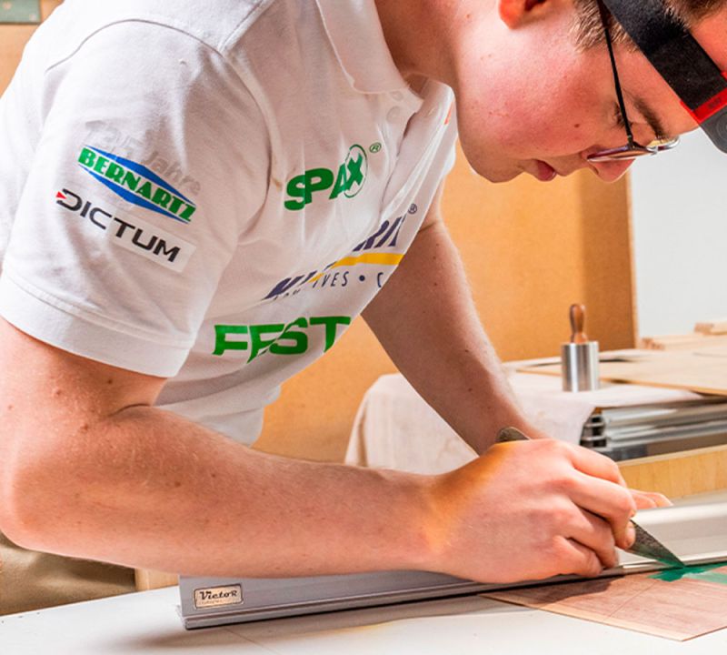 DICTUM_Excellente_Handwerker_World-Skills_800x800