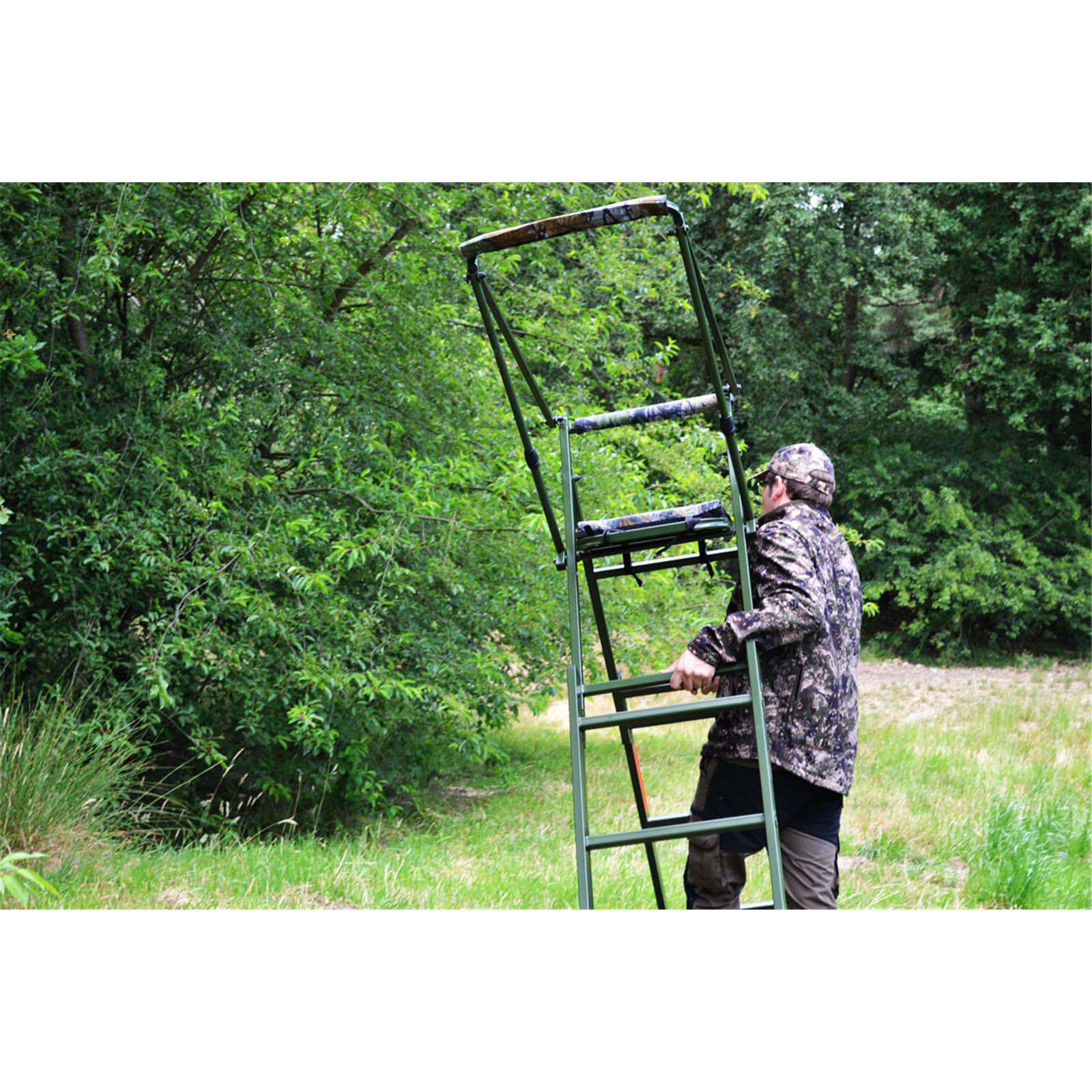 Mobile Raised Hide with Extension