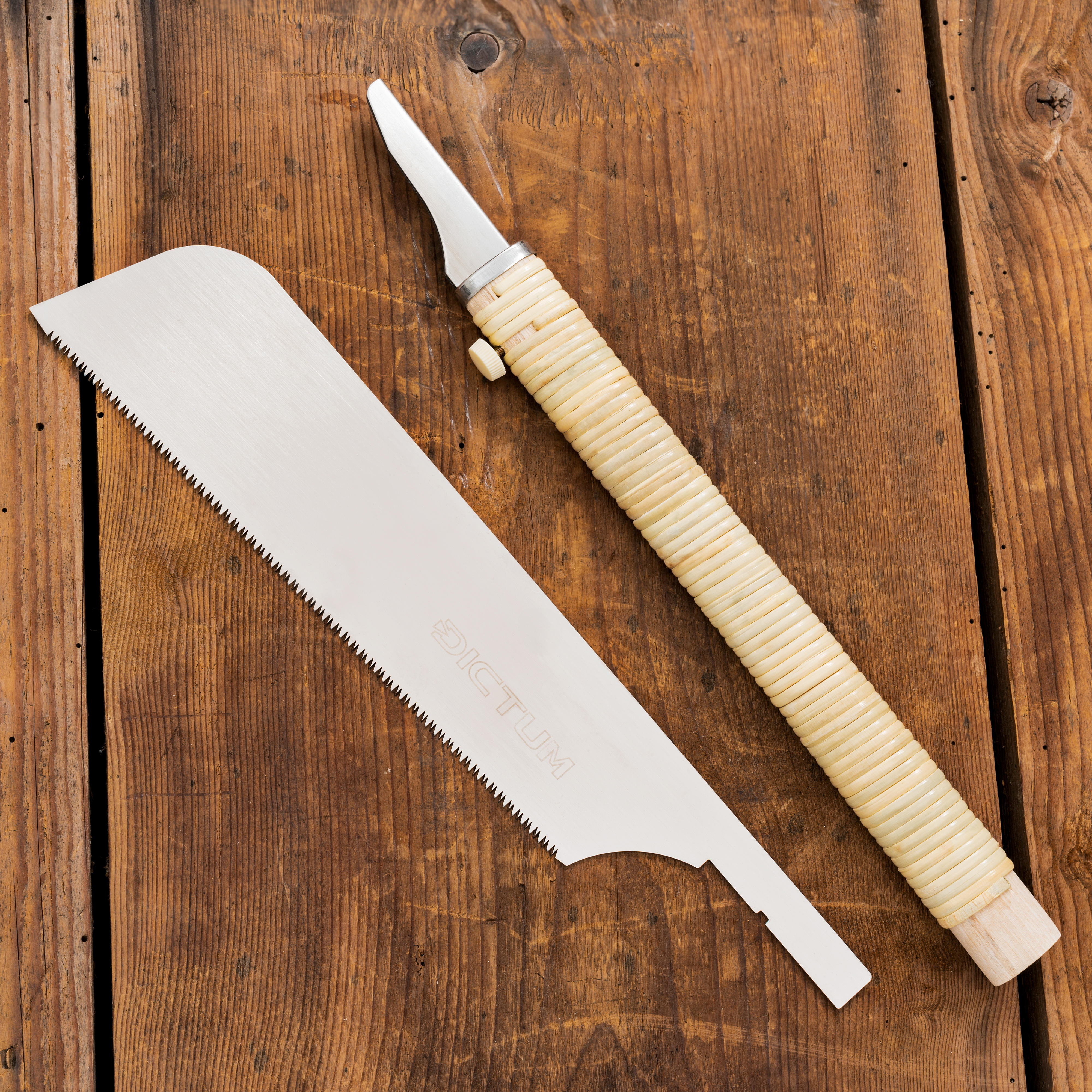 Kataba DICTUM® Super Hard 240, poignée Traditional Grip