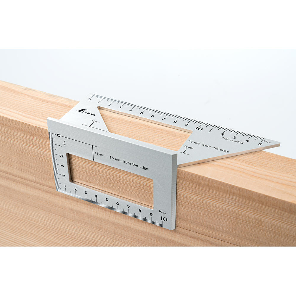 Équerre 3-D à onglet Shinwa®, angles 45°/90°