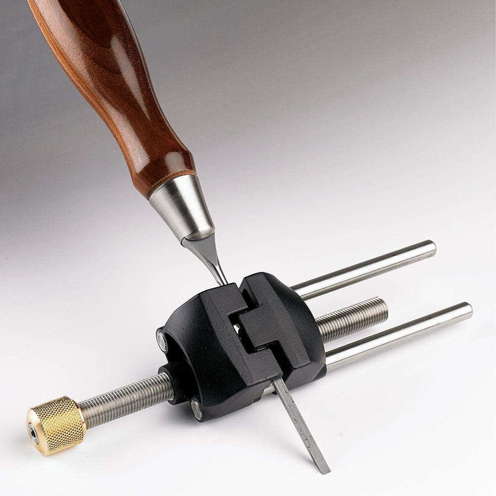 Veritas® Side-Clamping Honing Guide