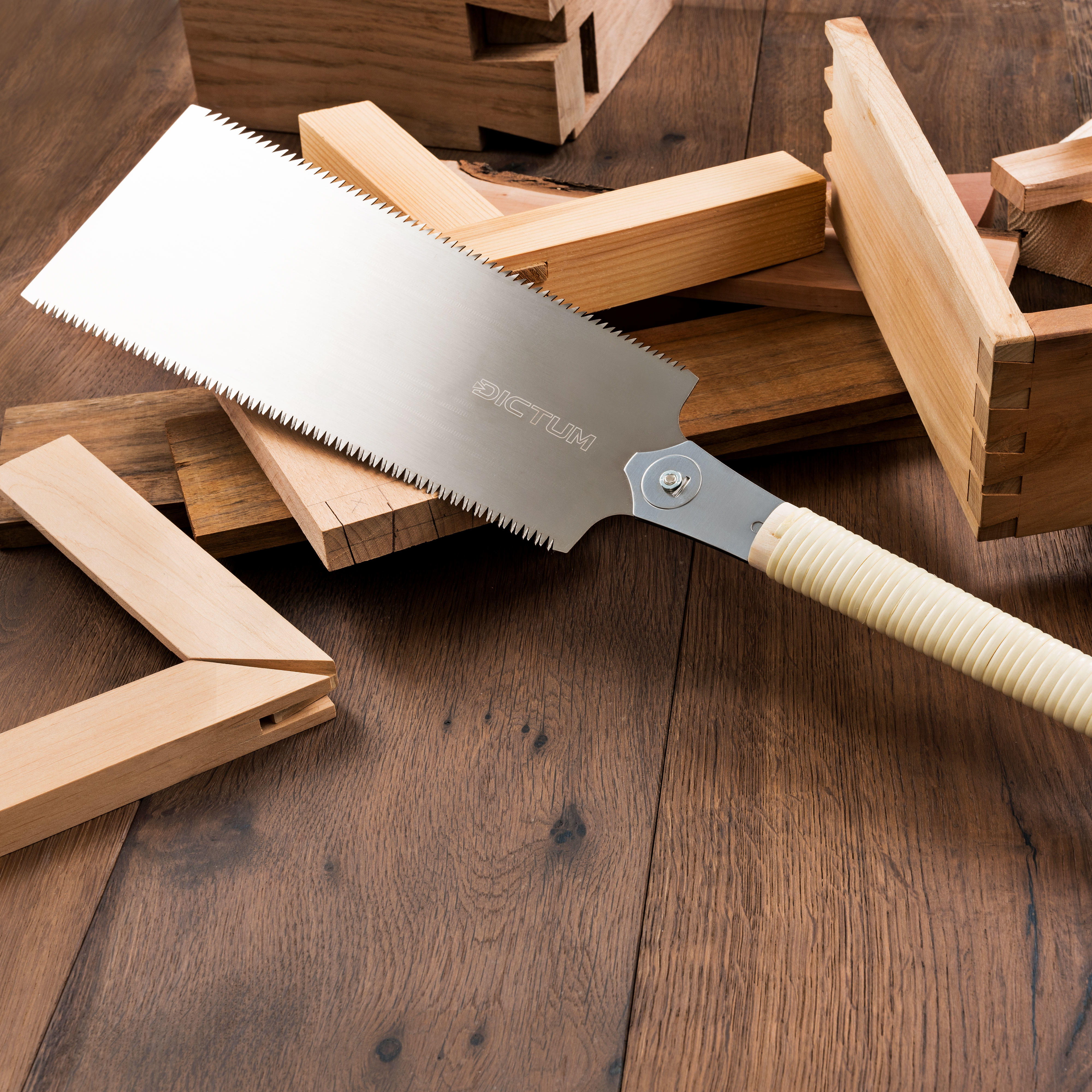 DICTUM® Ryoba Seiun 300, Traditional Grip