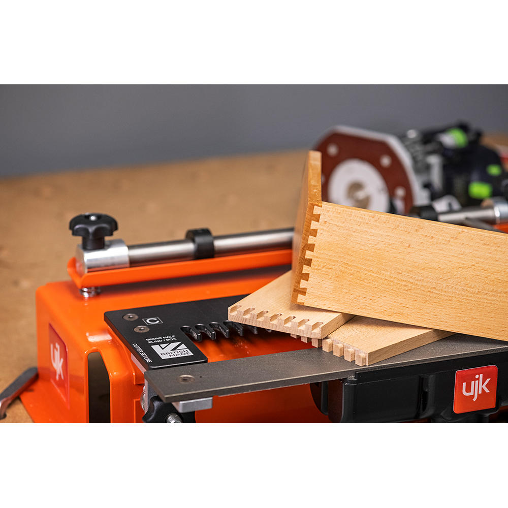 UJK Dovetail Jig Fine Pitch Comb, incl. Router Cutter Set