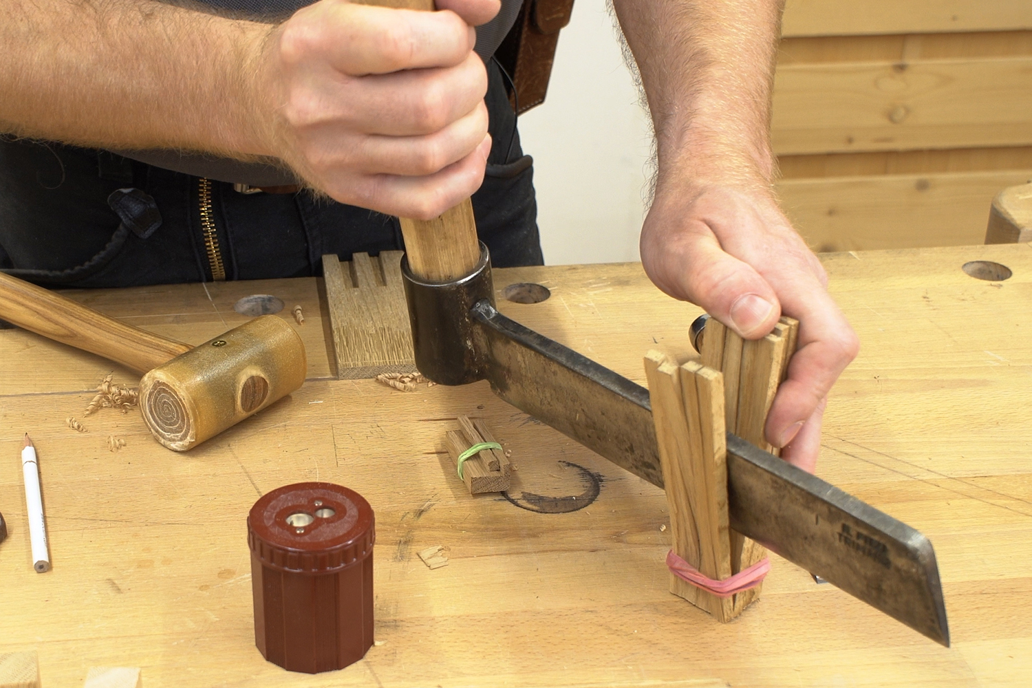 Rohling-spalten-fuer-Holznagel