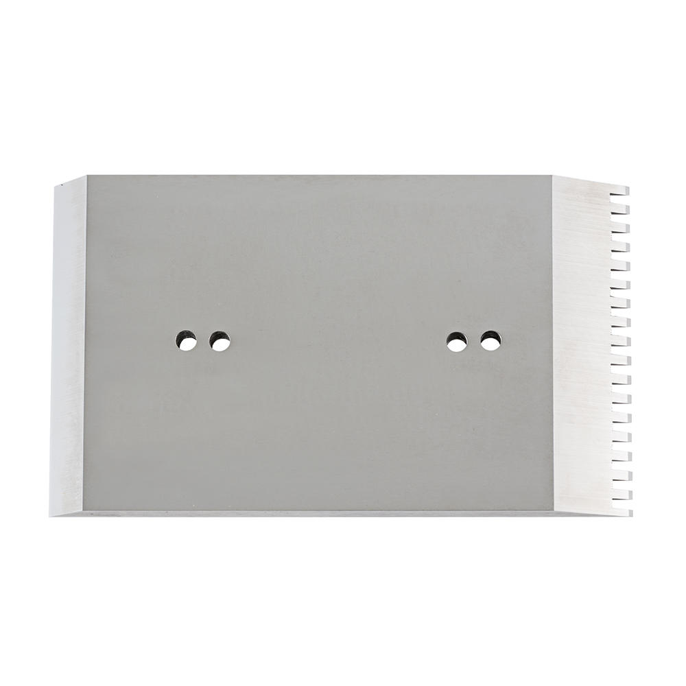 Fer dentelé pour rabot d'établi HP-12