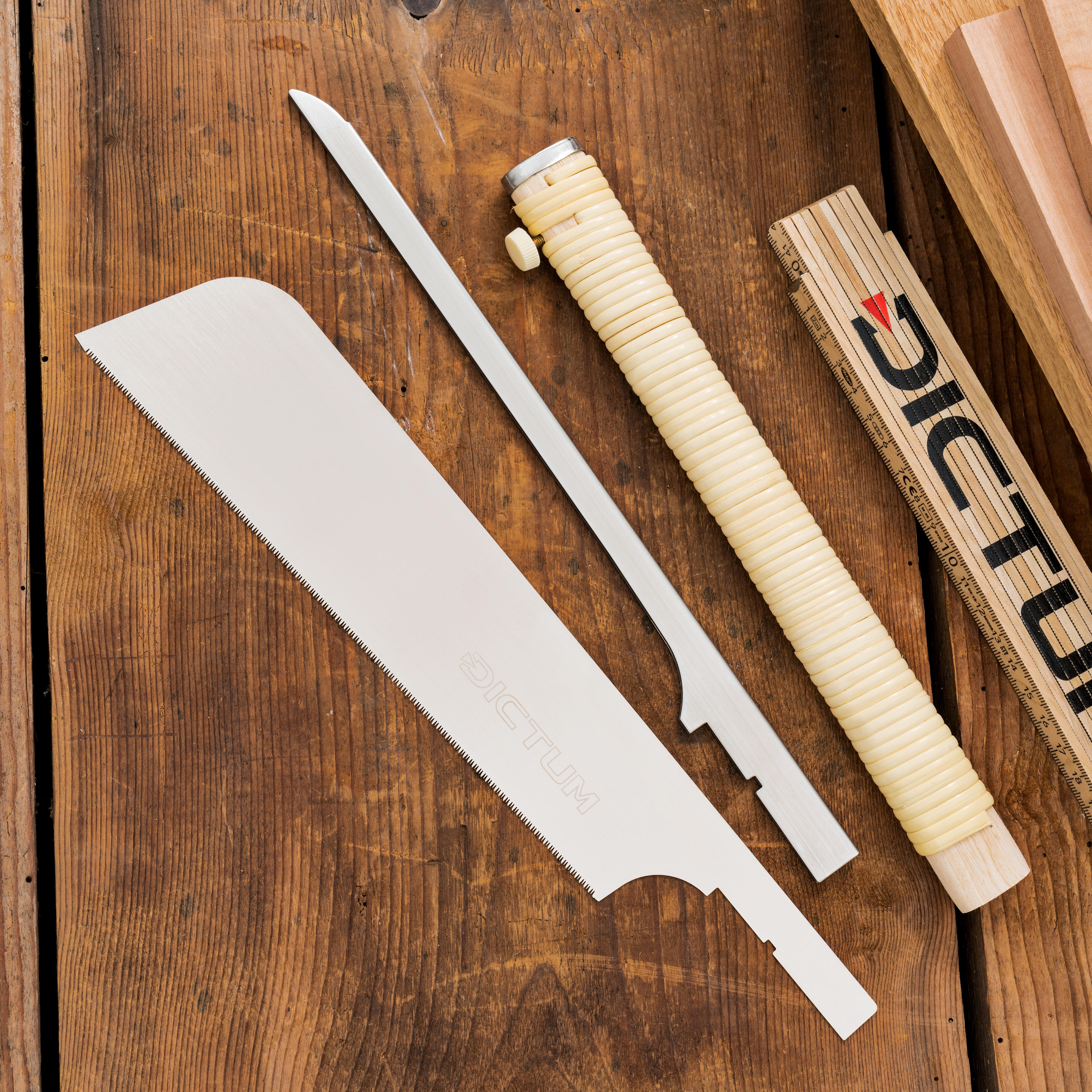 Dozuki DICTUM® 240, tagli traverso vena, impugnatura Traditional Grip