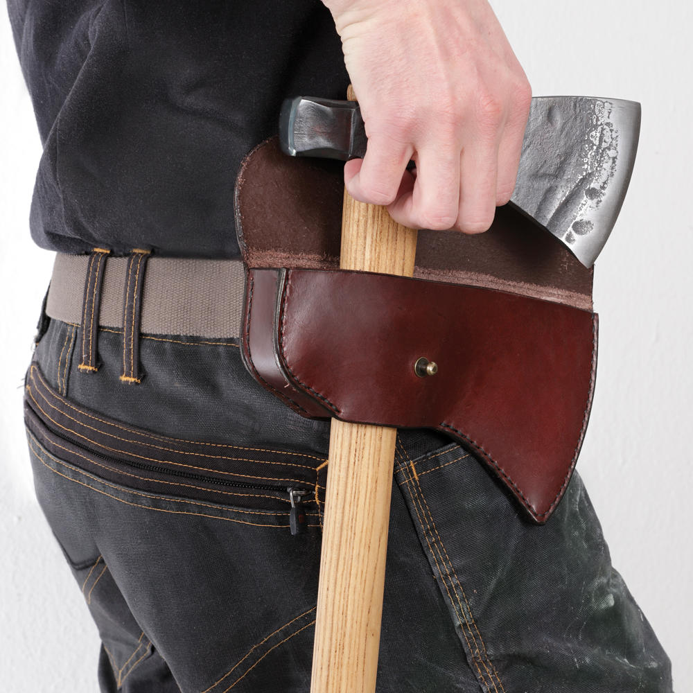 DICTUM® Polled Outdoor Axe, with Belt Case
