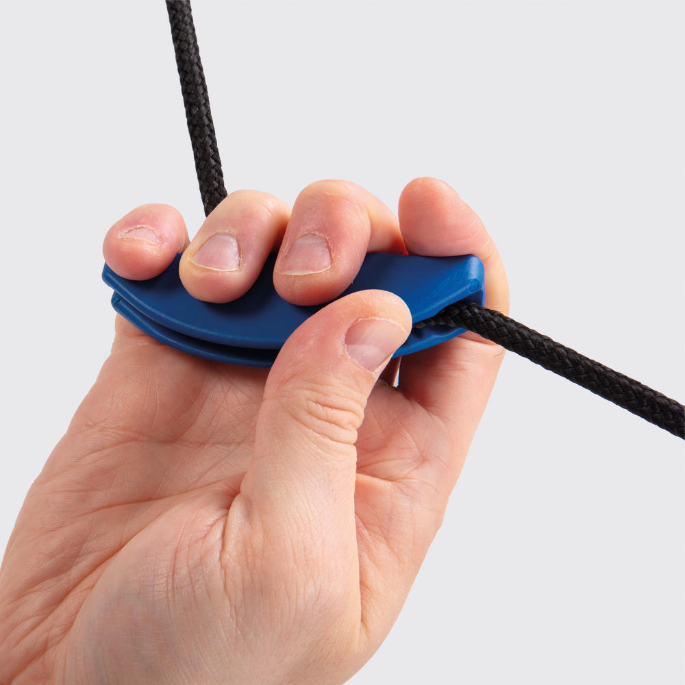Rope Gripping Aid for Telescopic Pruning Shears with Tackle Systems