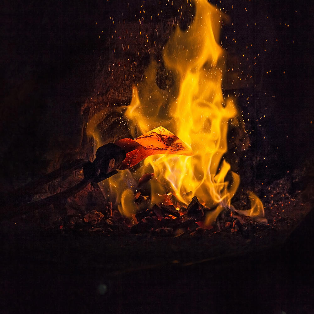 DICTUM® Polled Outdoor Axe, with Belt Case