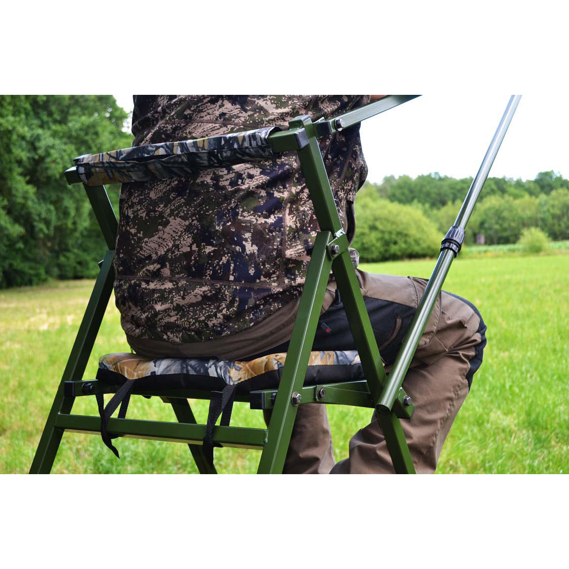 Mobile Raised Hide with Extension