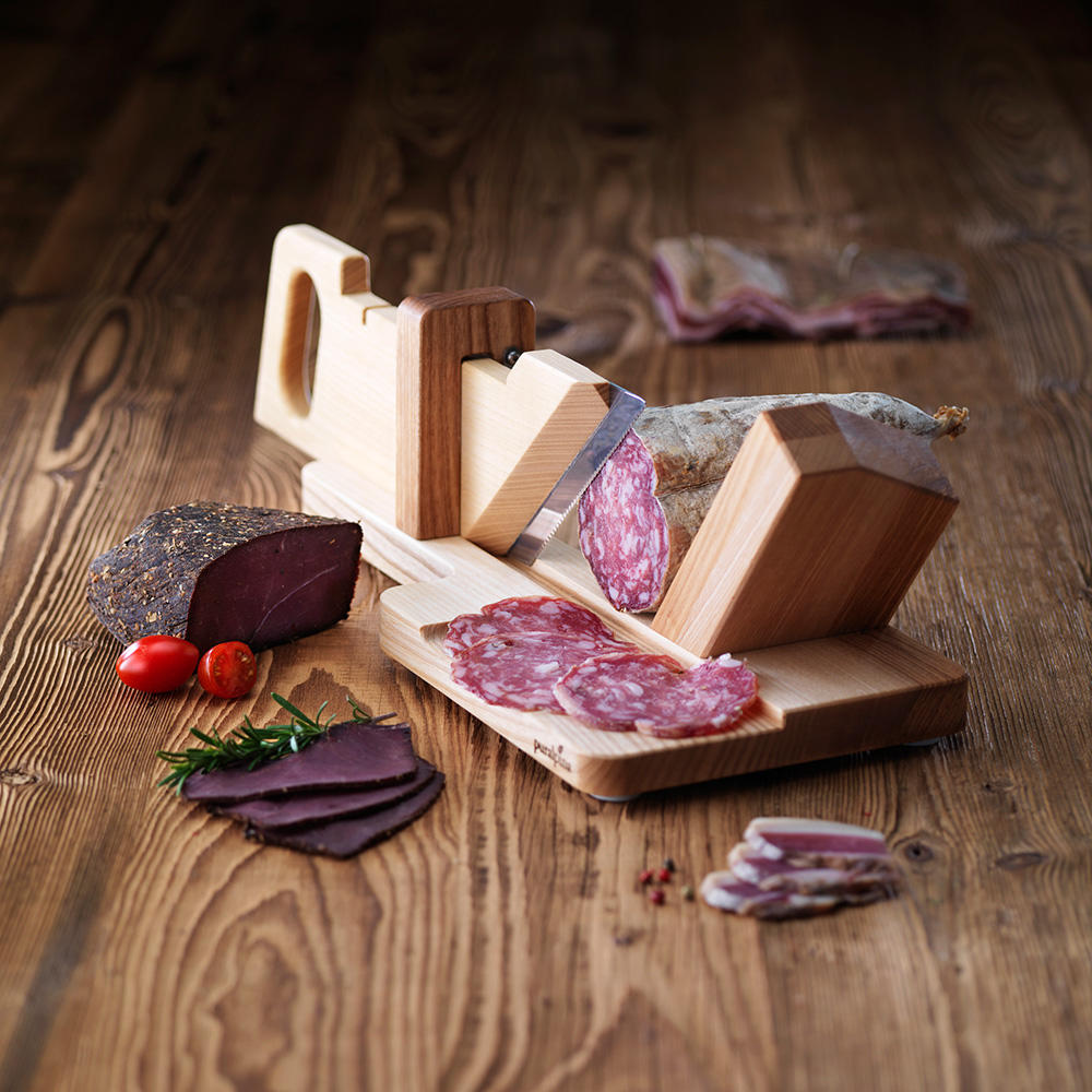 Salami Slicer, Ash